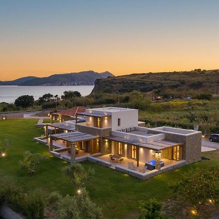 Quinta Essentia Suites Foiniki Exterior photo