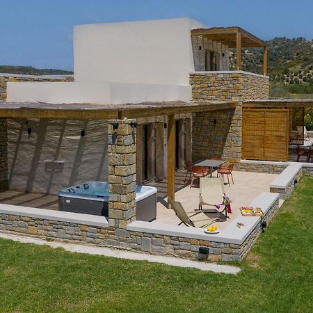 Quinta Essentia Suites Foiniki Exterior photo