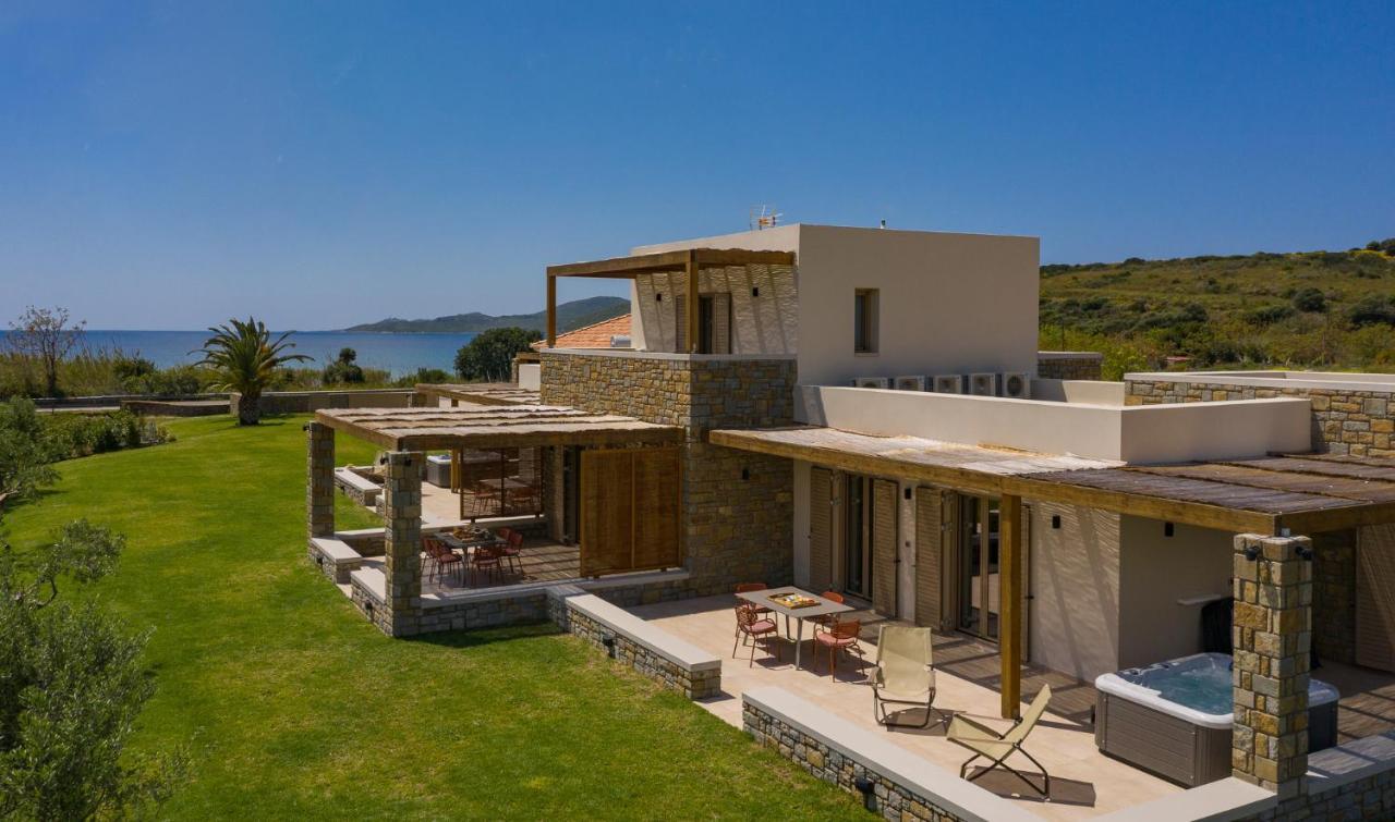Quinta Essentia Suites Foiniki Exterior photo