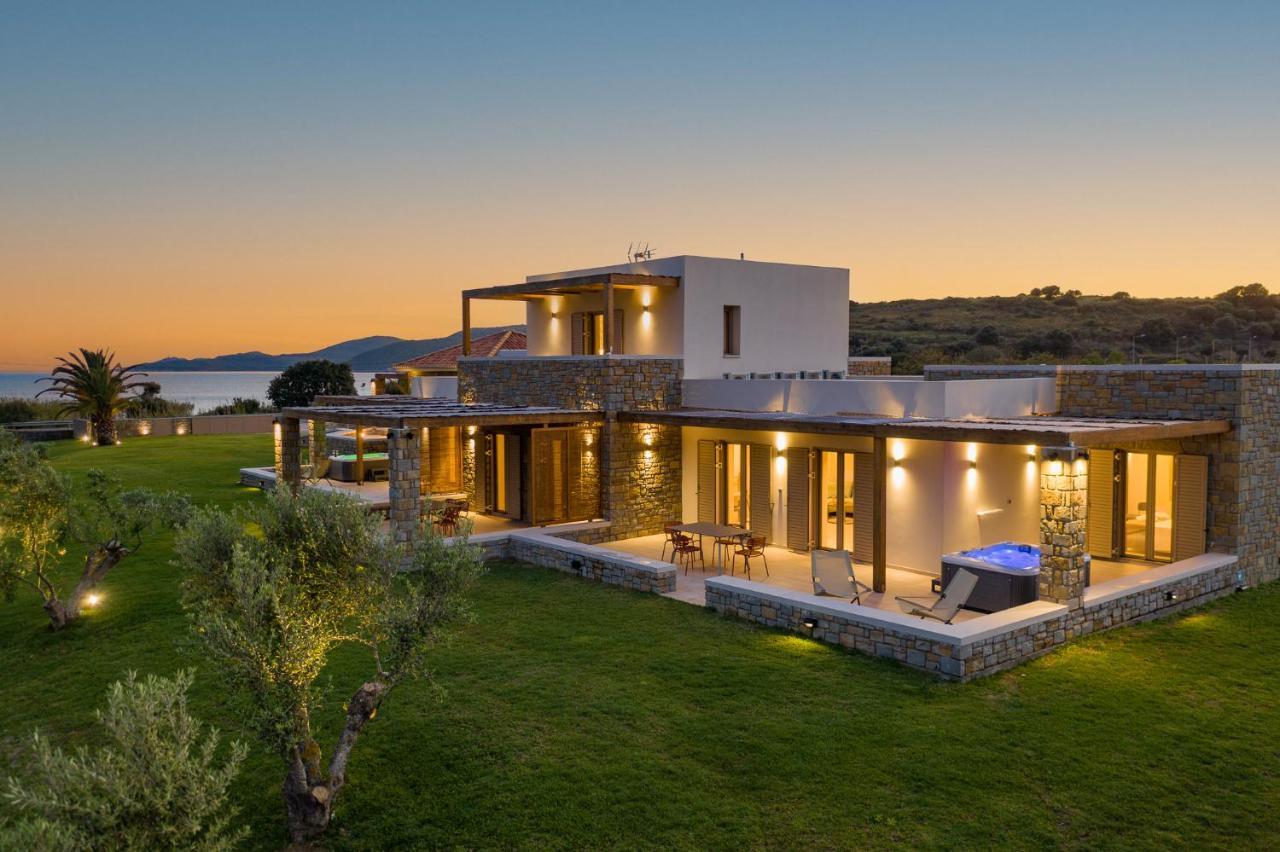 Quinta Essentia Suites Foiniki Exterior photo