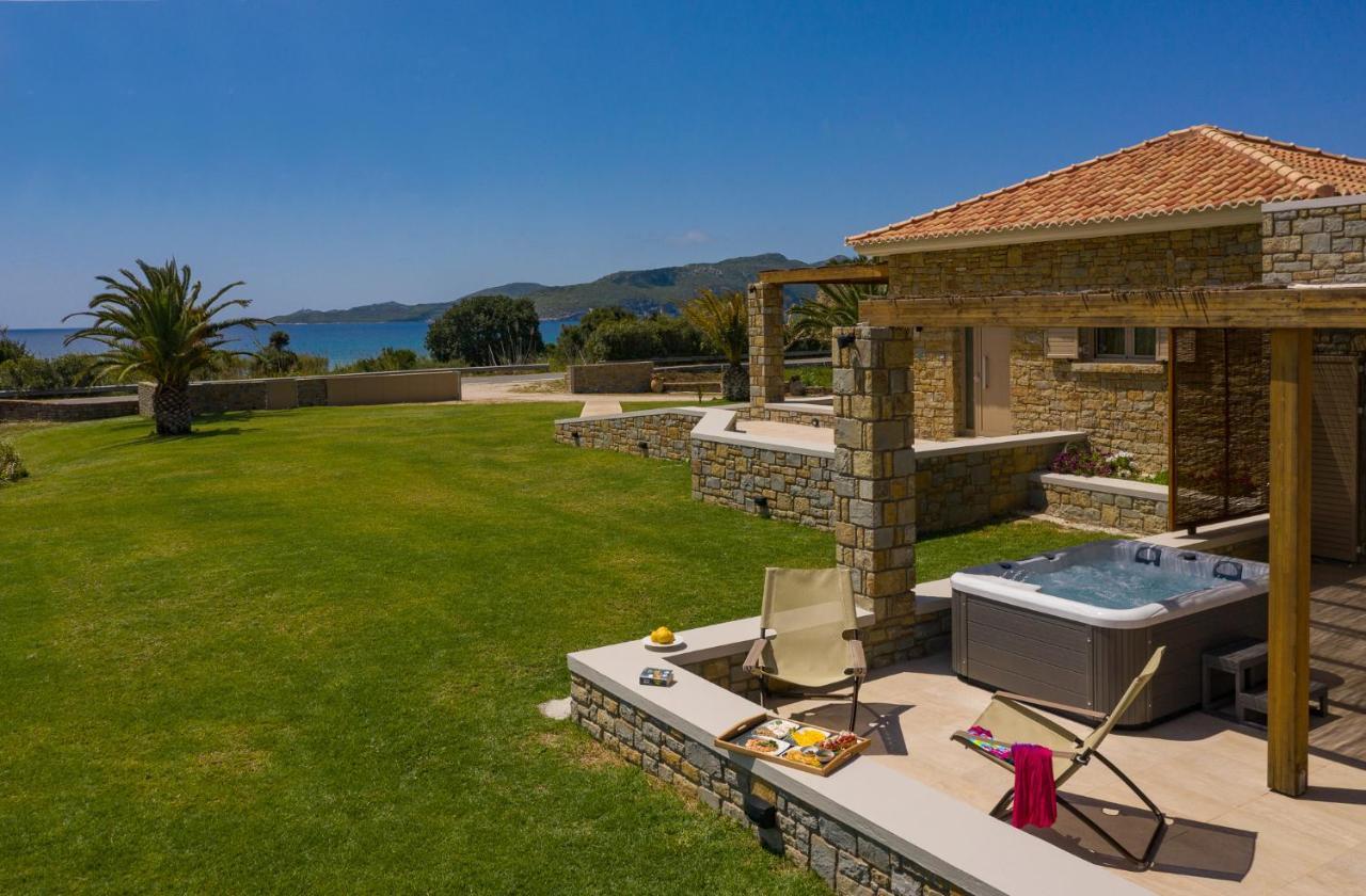 Quinta Essentia Suites Foiniki Exterior photo