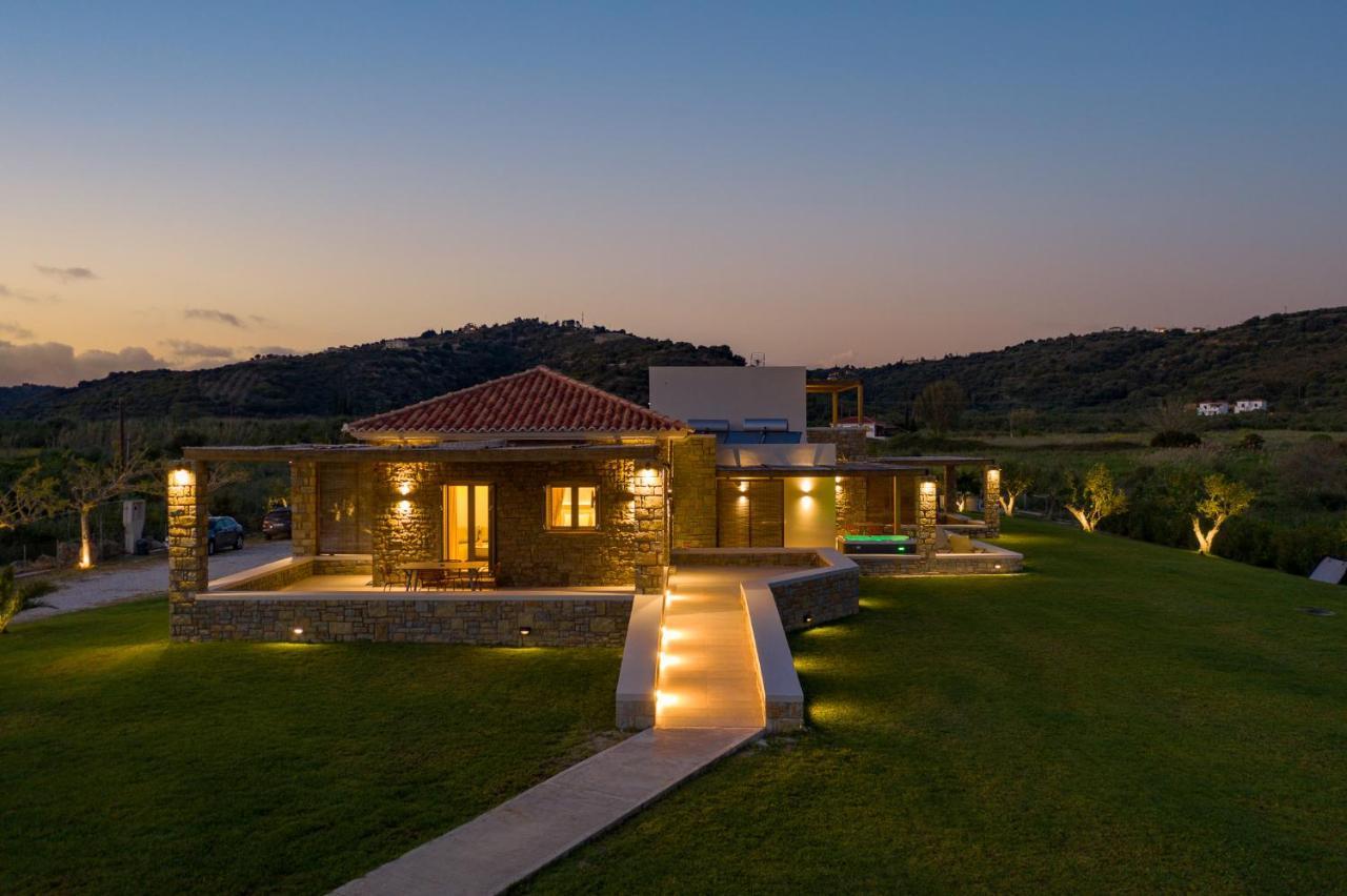 Quinta Essentia Suites Foiniki Exterior photo