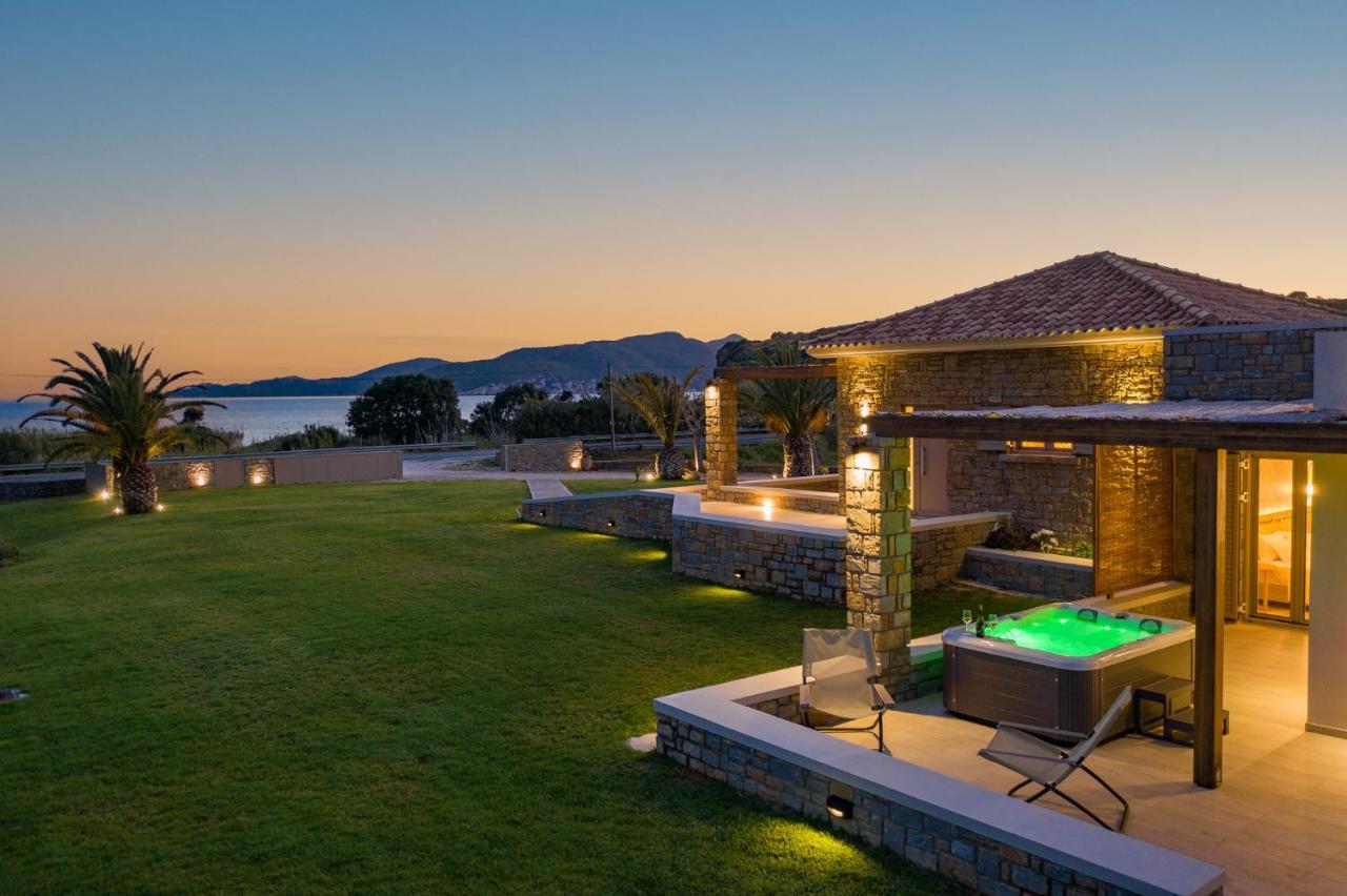 Quinta Essentia Suites Foiniki Exterior photo